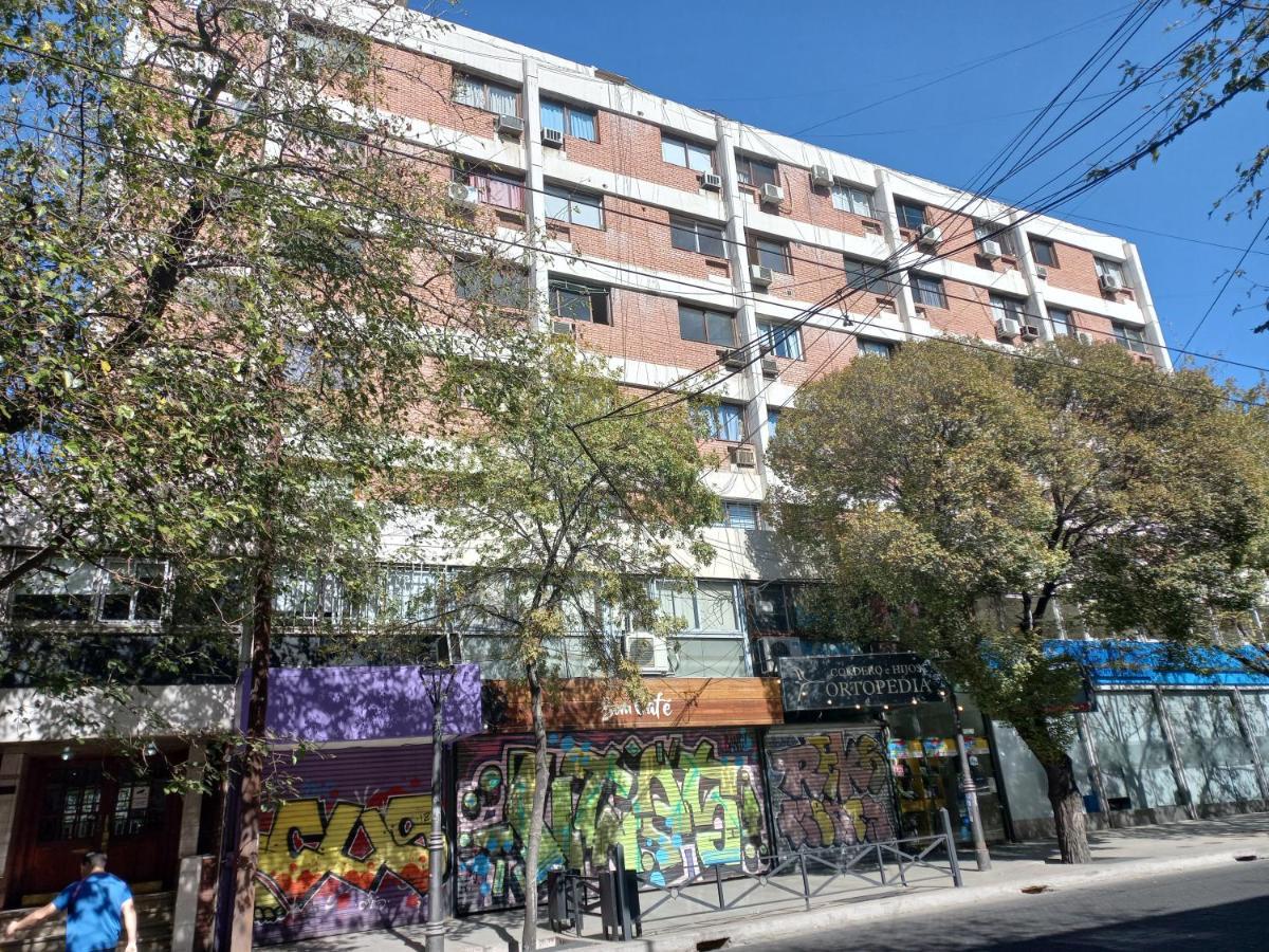 Mendoza 3 Dormitorios Con Balcones Y Alem Chic Monoambiente Y Mendoza Estudio Para 1 3 Apartamentos מראה חיצוני תמונה